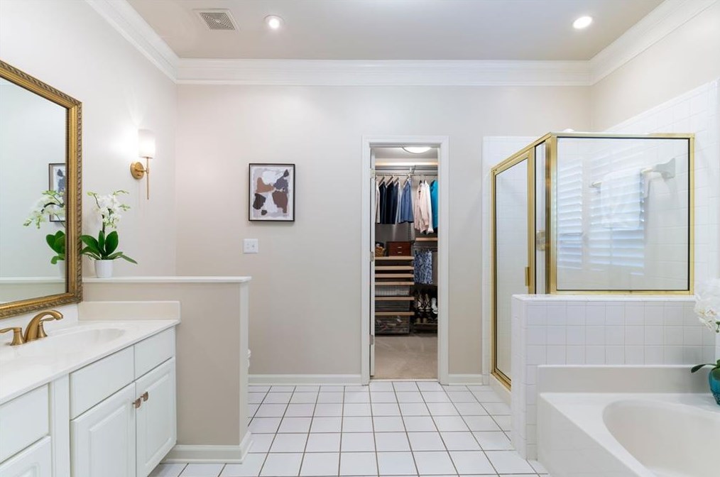 3720 Summer Rose, Atlanta GA 30341-1662 exterior