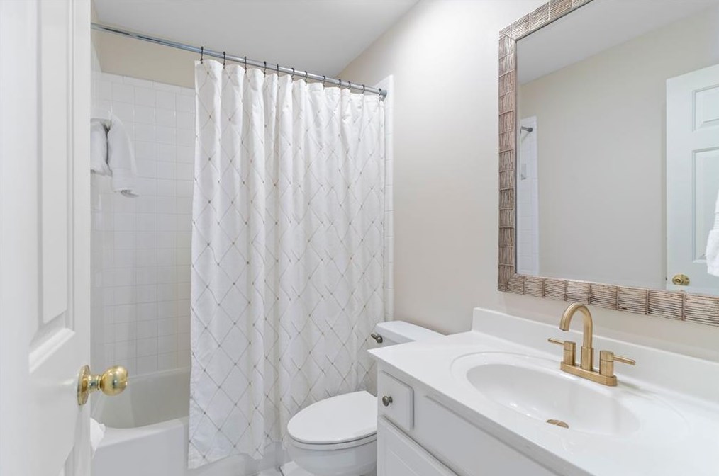 3720 Summer Rose, Atlanta GA 30341-1662 exterior