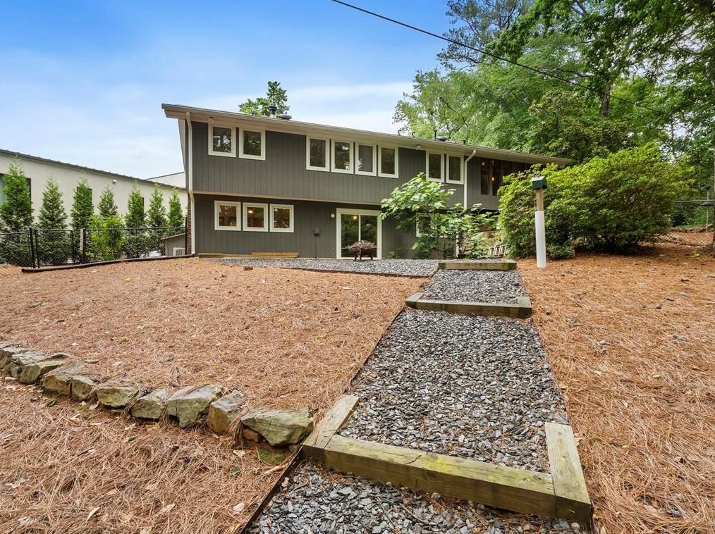 1136 Clifton Rd, Atlanta GA  30307-1230 exterior