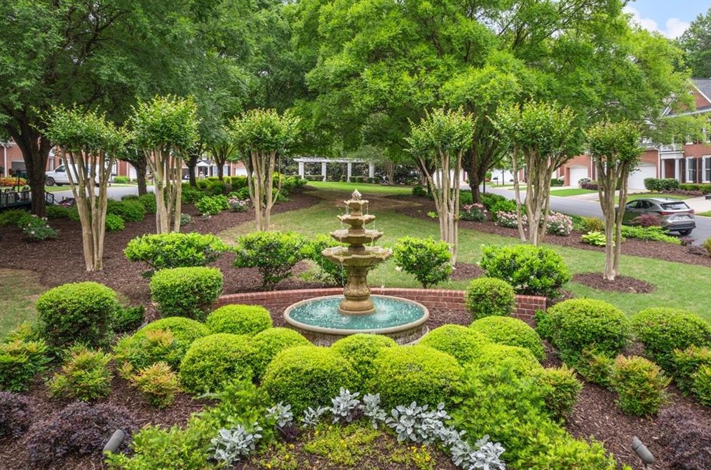 306 Magnolia Grv, Alpharetta GA 30022-1915 exterior