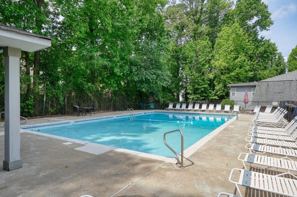 161 Rondak Cir, Smyrna GA  30080-4594 exterior