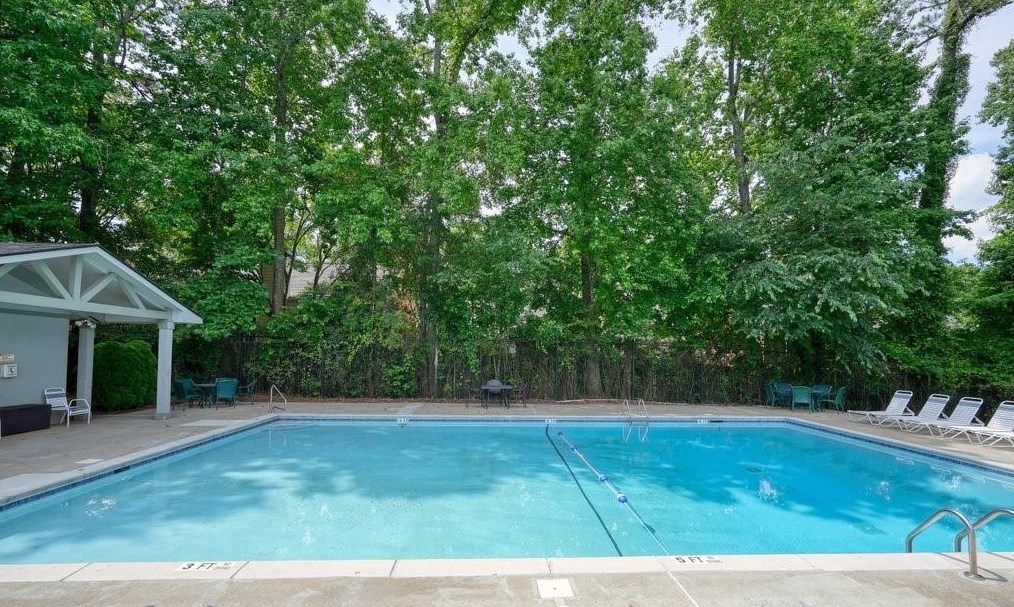 161 Rondak Cir, Smyrna GA  30080-4594 exterior