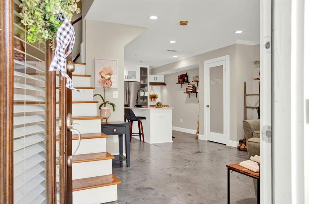 139 Rondak Cir, Smyrna GA  30080-4593 exterior