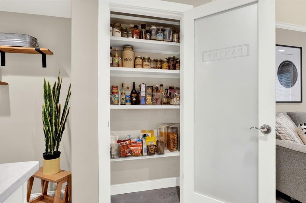 139 Rondak Cir, Smyrna GA  30080-4593 exterior