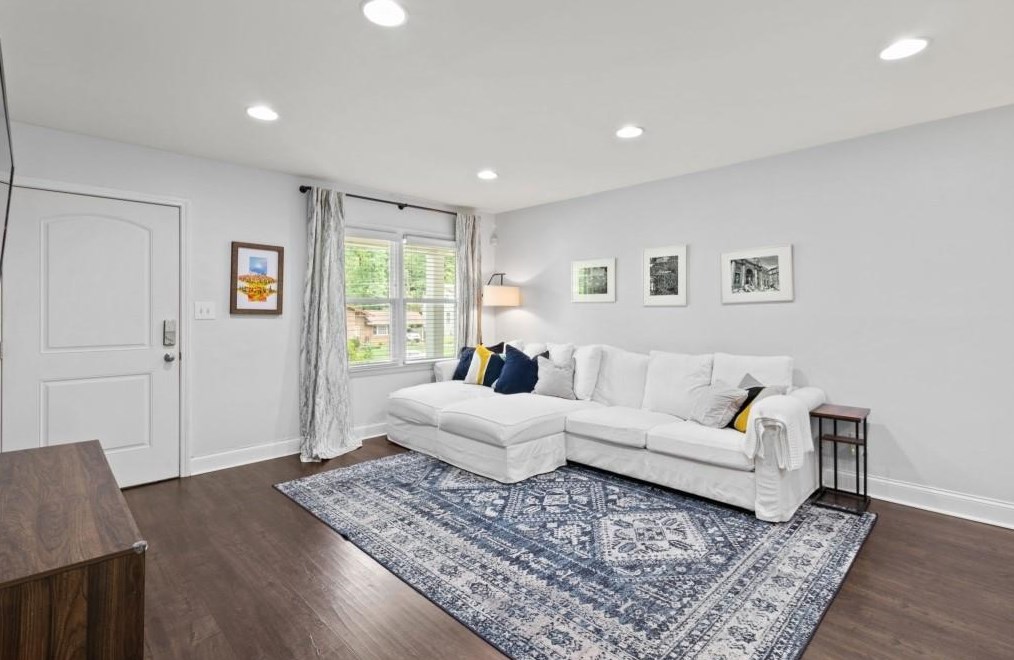 2355 Dawn Ct, Decatur GA 30032-6342 exterior