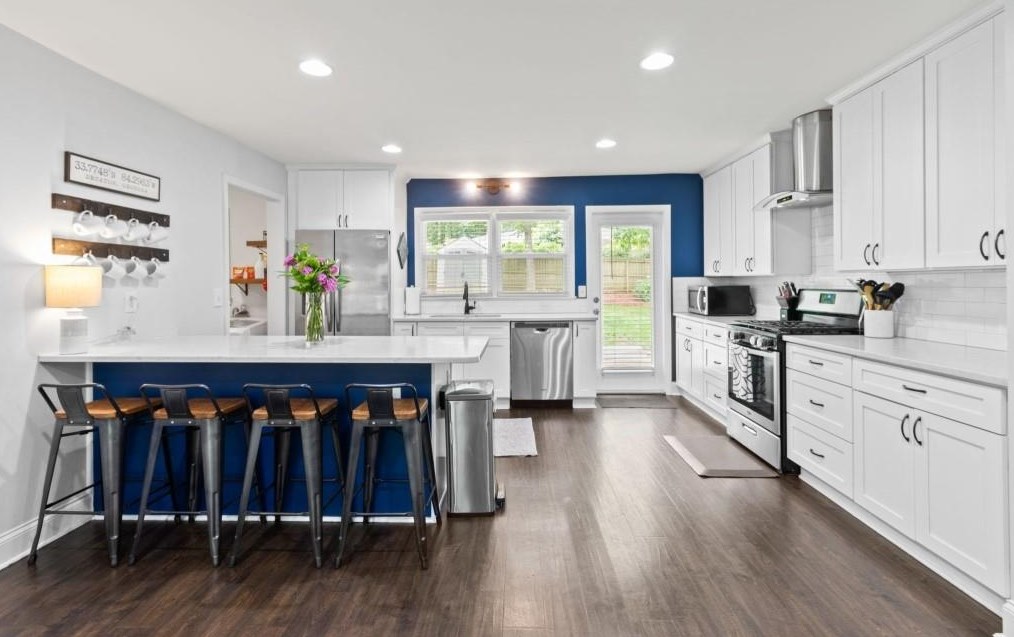 2355 Dawn Ct, Decatur GA 30032-6342 exterior