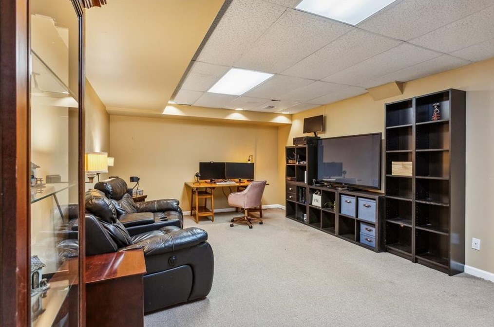 1013 Natalie Ln, Smyrna GA  30082-2022 exterior