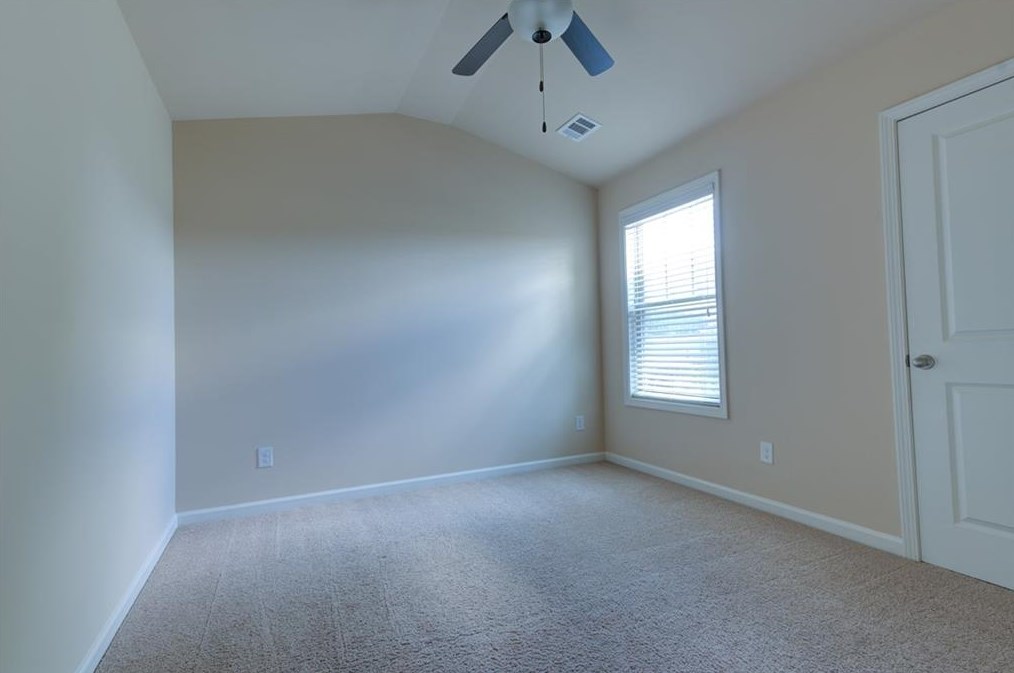 561 Justins Place Ln, Lawrenceville GA 30043-7325 exterior