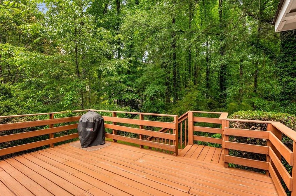 1930 Cooper Landing Dr, Smyrna GA  exterior