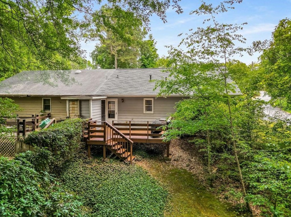 1930 Cooper Landing Dr, Smyrna GA  exterior