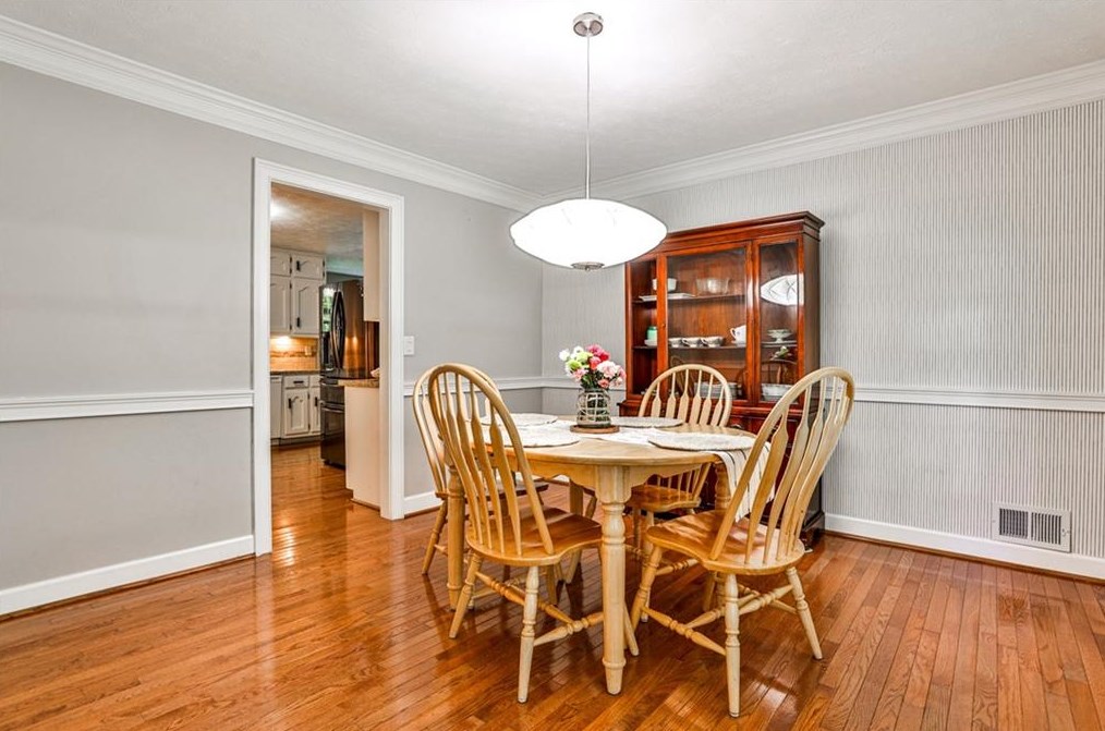 5342 Lanford Springs Ct, Lilburn GA  30047-6553 exterior