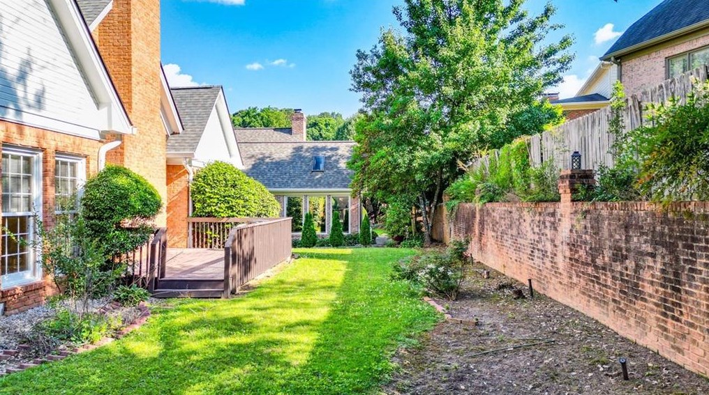 3481 Greystone Cir, Atlanta GA  30341-5854 exterior