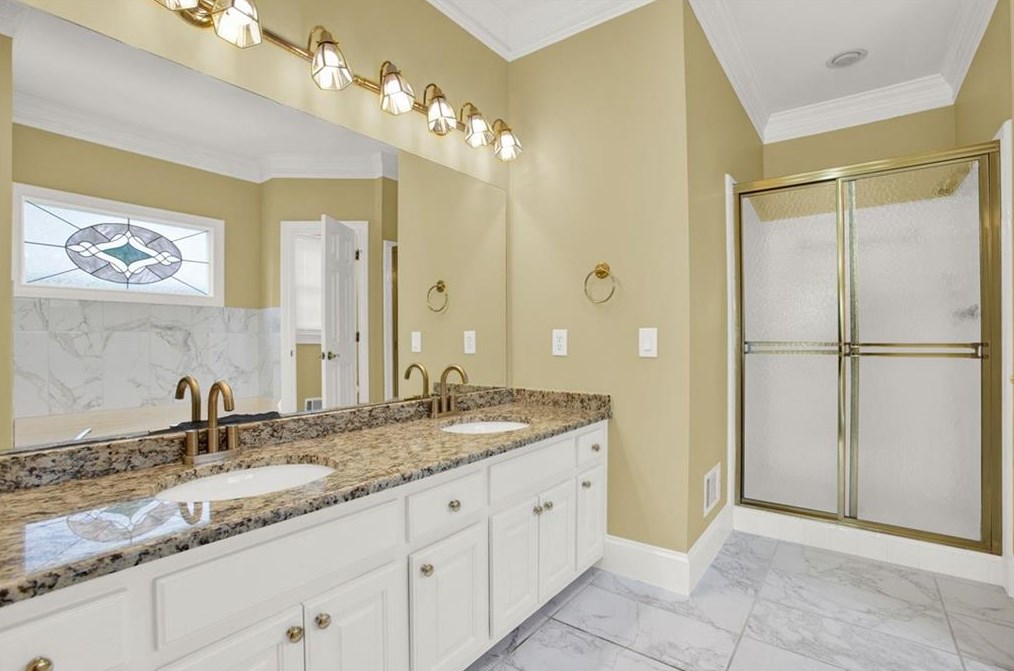 3481 Greystone Cir, Atlanta GA  30341-5854 exterior