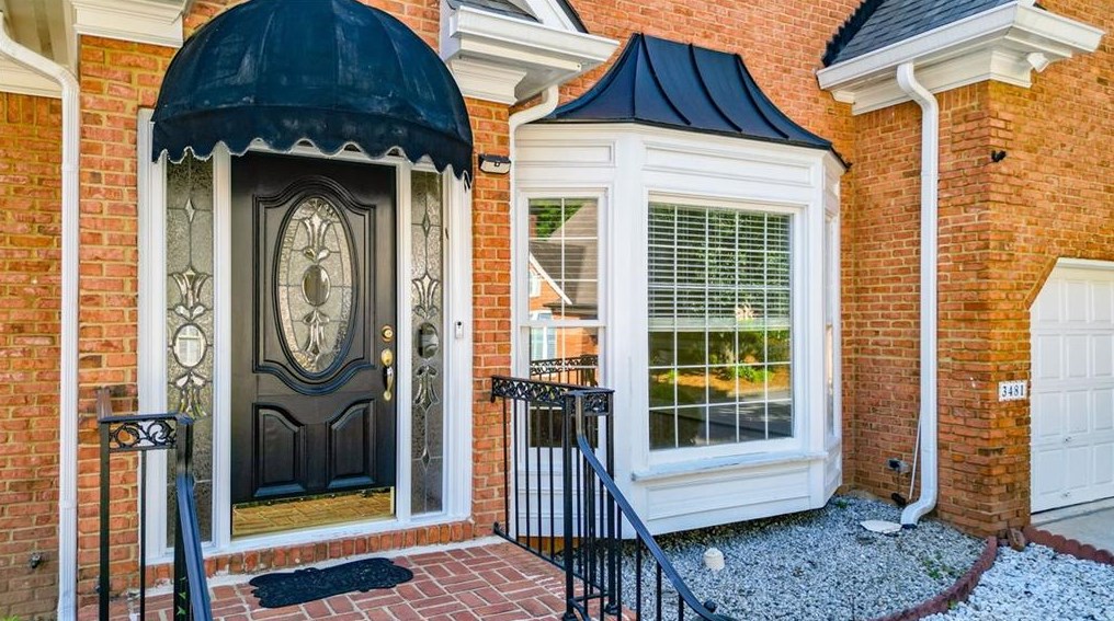 3481 Greystone Cir, Atlanta GA  30341-5854 exterior