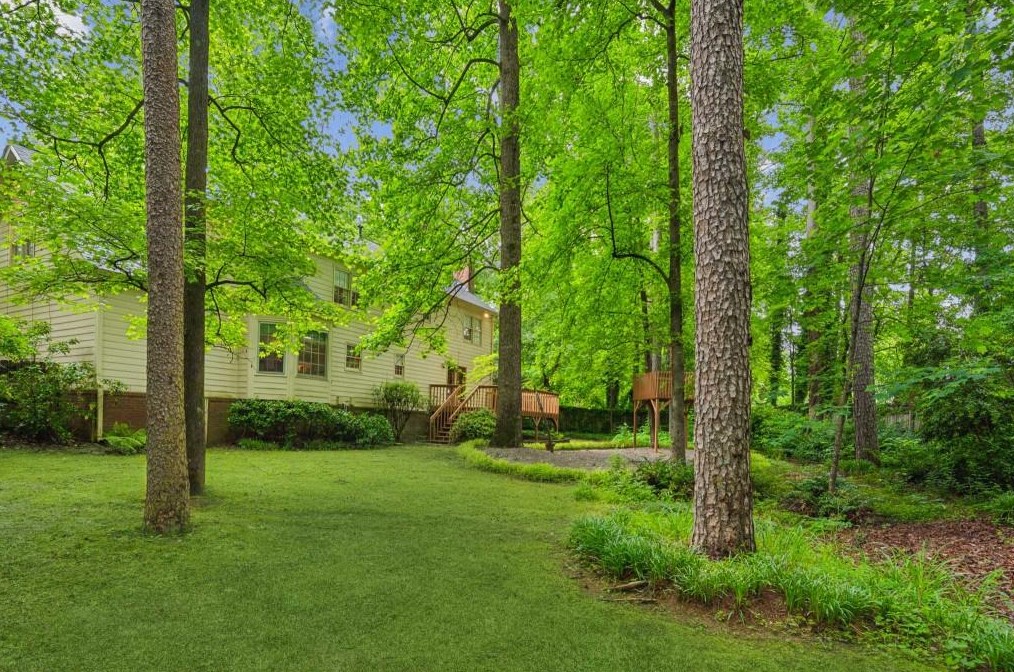 3711 Charlescrest Dr, Lawrenceville GA 30044-4858 exterior