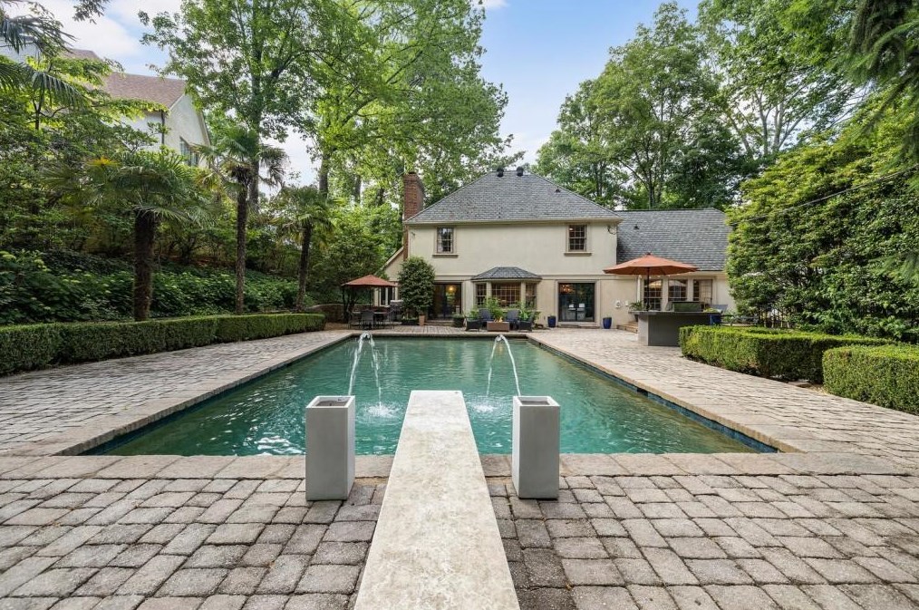 486 Mt Paran Rd, Atlanta GA  30327-3743 exterior
