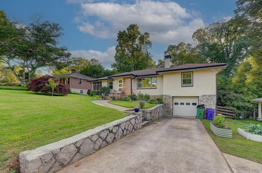 624 Willivee Dr, Decatur GA  30033-5409 exterior