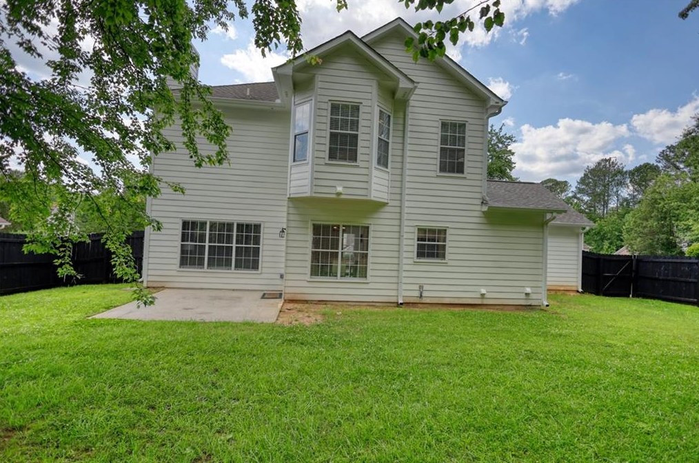 4675 Gdn City Dr, Lithonia GA 30038-6241 exterior