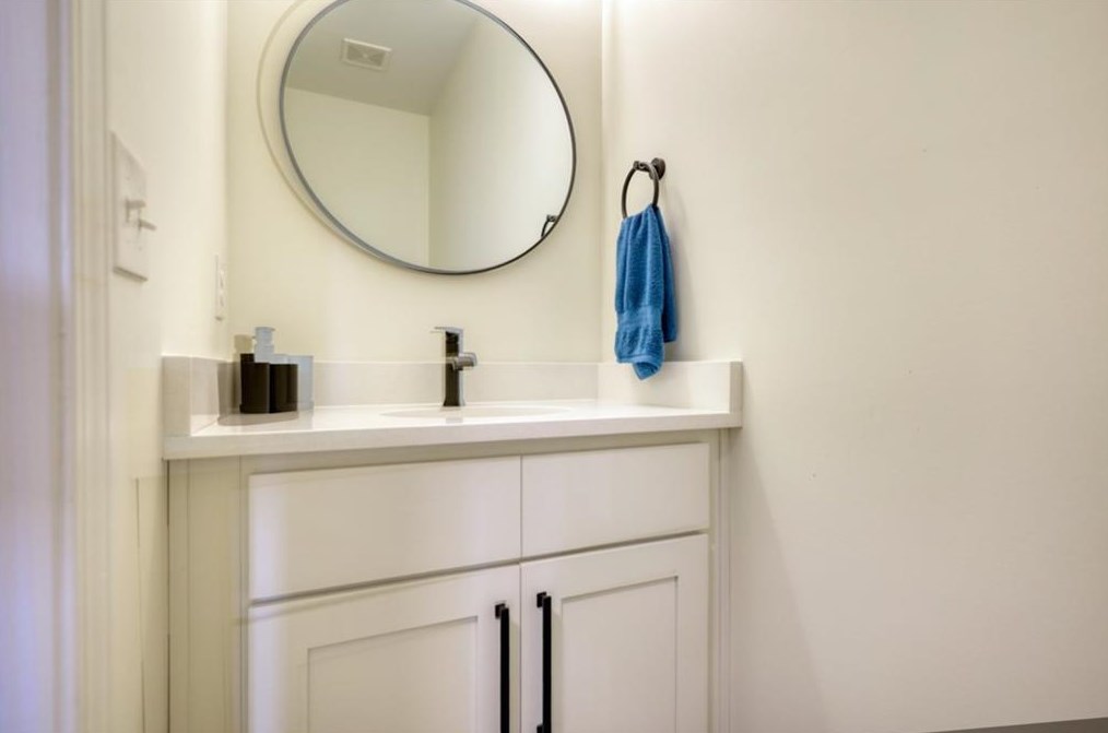 4675 Gdn City Dr, Lithonia GA 30038-6241 exterior