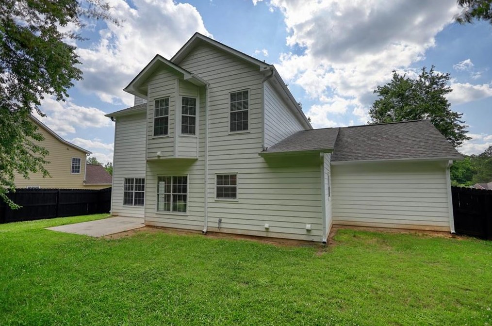 4675 Gdn City Dr, Lithonia GA 30038-6241 exterior