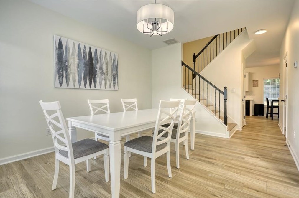 4675 Gdn City Dr, Lithonia GA 30038-6241 exterior