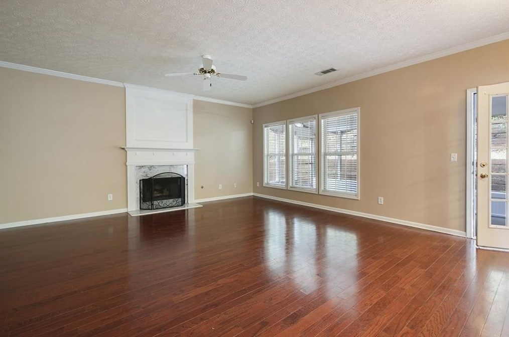 1560 Highland Farm Dr, Suwanee GA  30024-3698 exterior