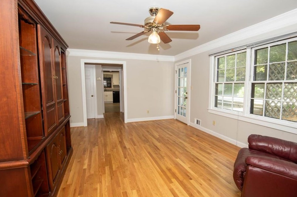 3549 Castlehill Ct, Tucker GA 30084 exterior