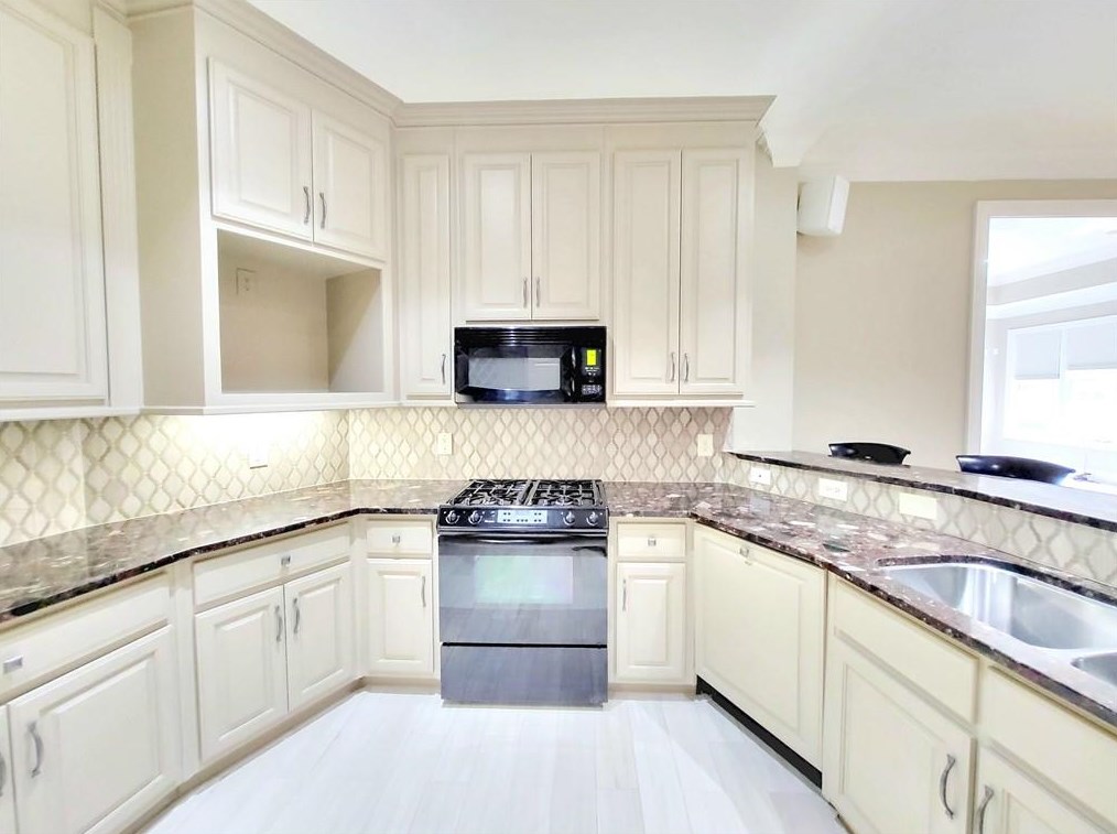 2938 Major Ridge Trl, Duluth GA  30097-4985 exterior