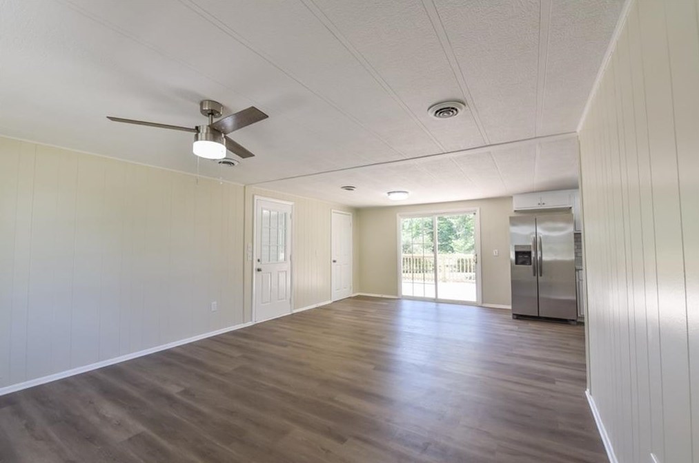 1031 Adrian Cir, Conyers GA  30094-5507 exterior