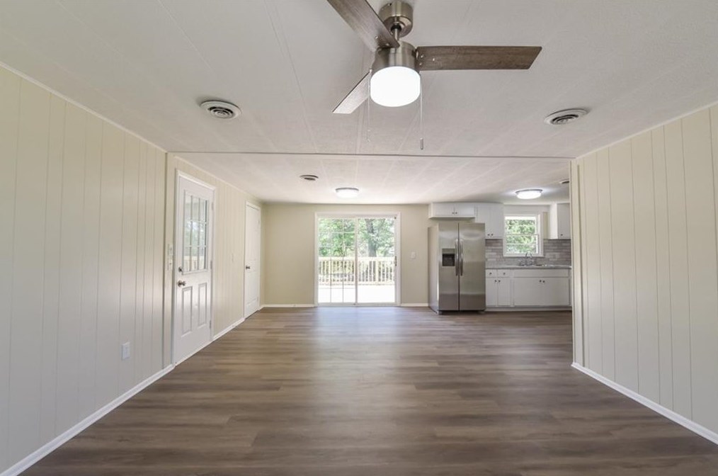 1031 Adrian Cir, Conyers GA  30094-5507 exterior
