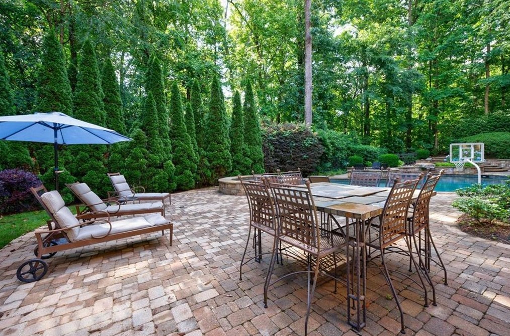 2904 Thurleston Ln, Duluth GA 30097-7470 exterior