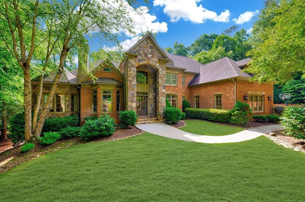 2904 Thurleston Ln, Duluth GA 30097-7470 exterior