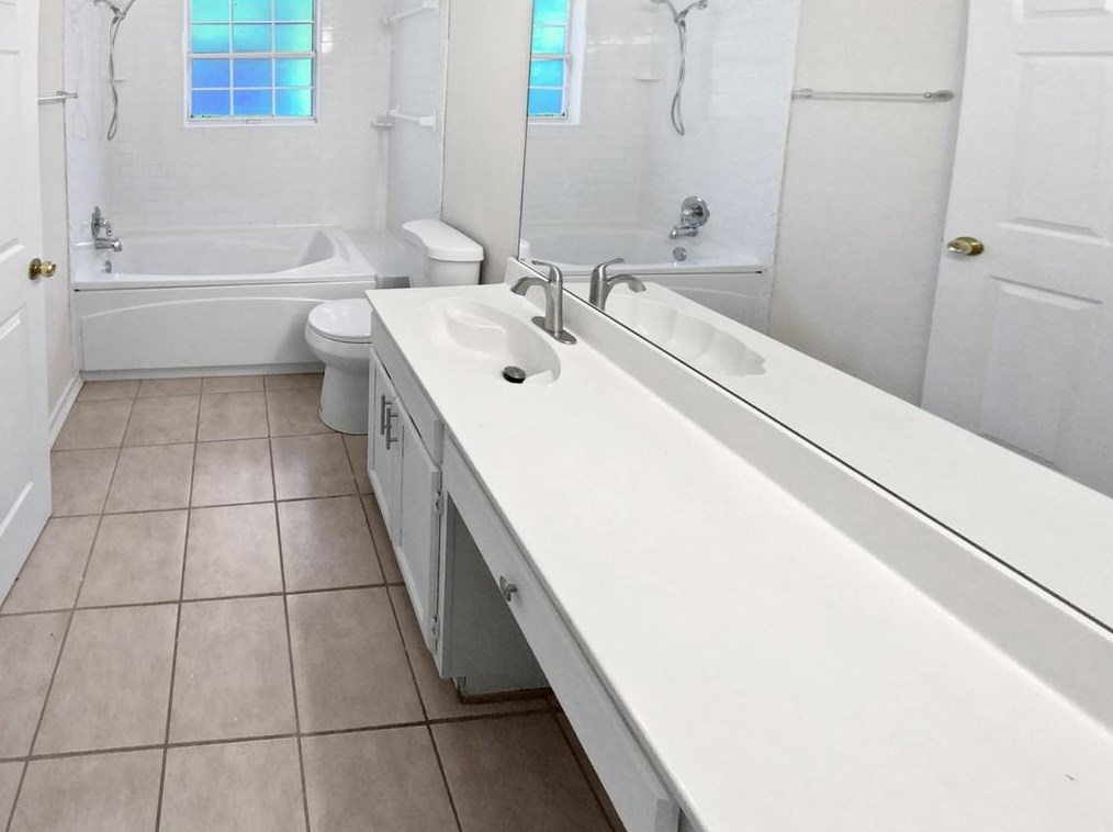 3947 Oak Glenn Dr, Duluth GA 30096-5654 exterior