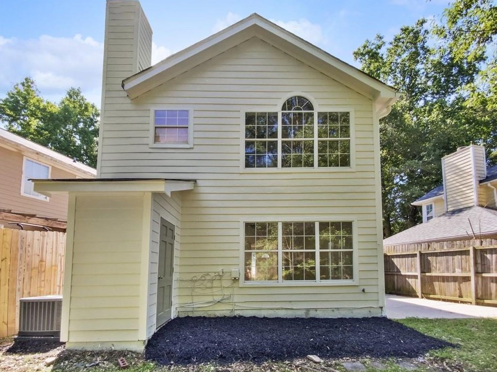 3947 Oak Glenn Dr, Duluth GA 30096-5654 exterior