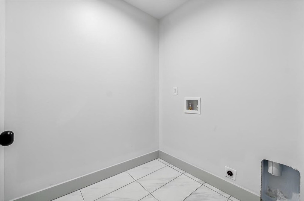 1100 Forrest Blvd, Decatur GA  30030-4736 exterior