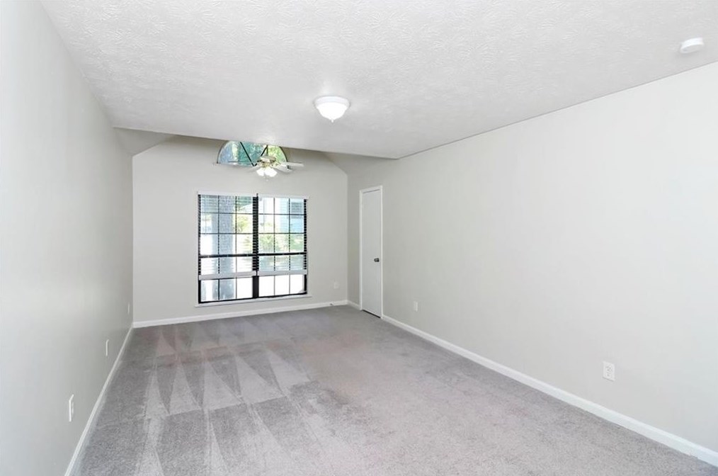 3868 Vly Brk Rd, Lithonia GA 30039-4281 exterior