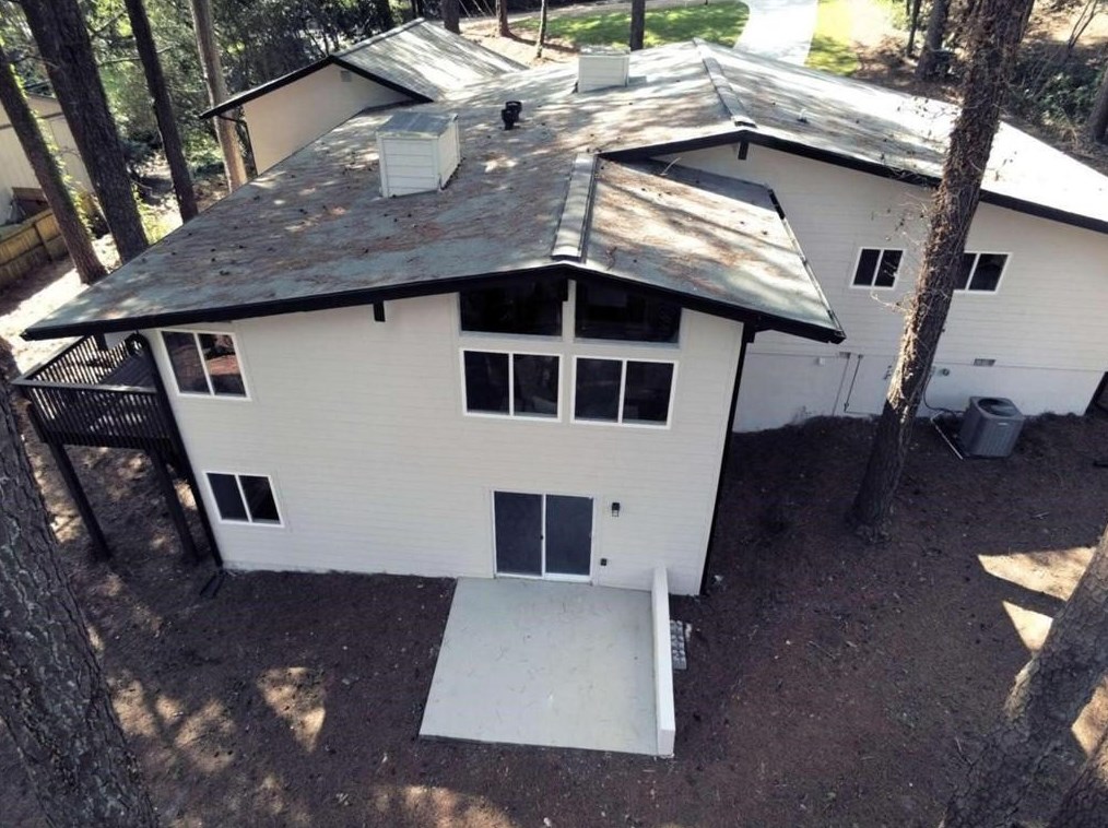 2071 Deborah Dr, Atlanta GA 30345-3917 exterior