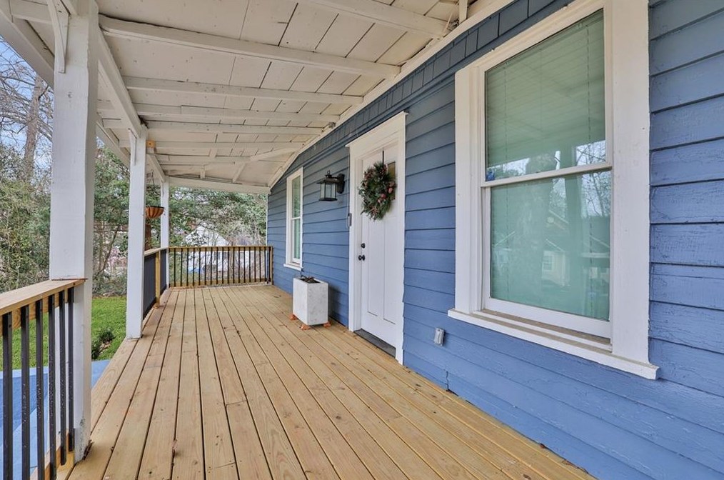 31 Mildred Pl, Atlanta GA  30318-4725 exterior
