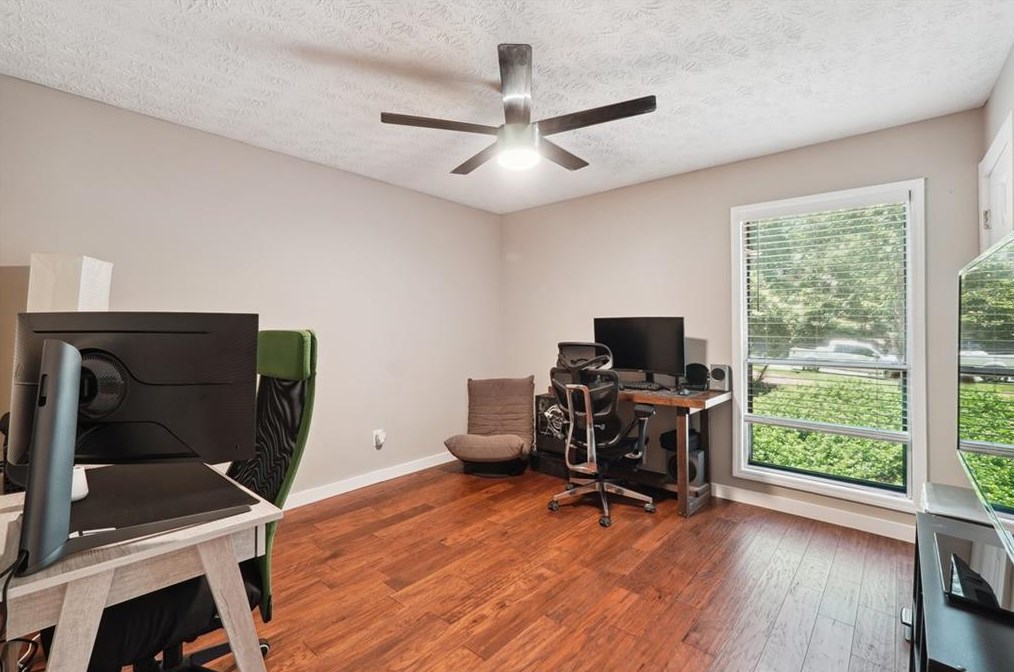 5008 Old Ivy Rd, Duluth GA 30096-2939 exterior