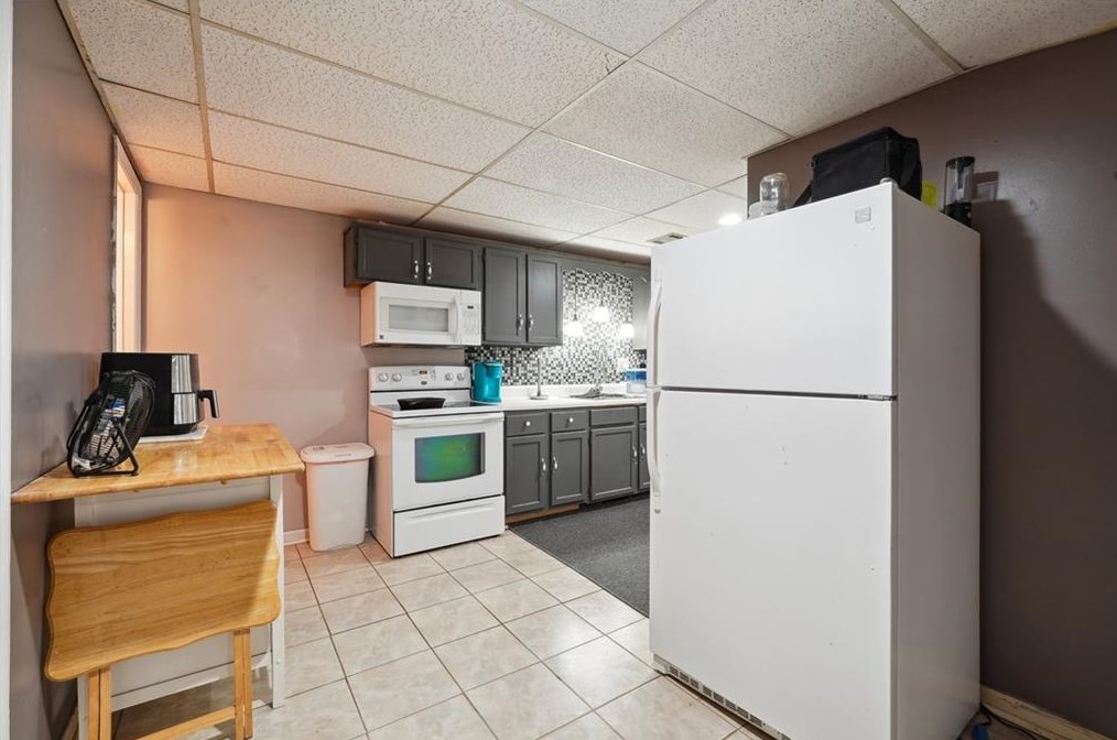 5008 Old Ivy Rd, Duluth GA 30096-2939 exterior