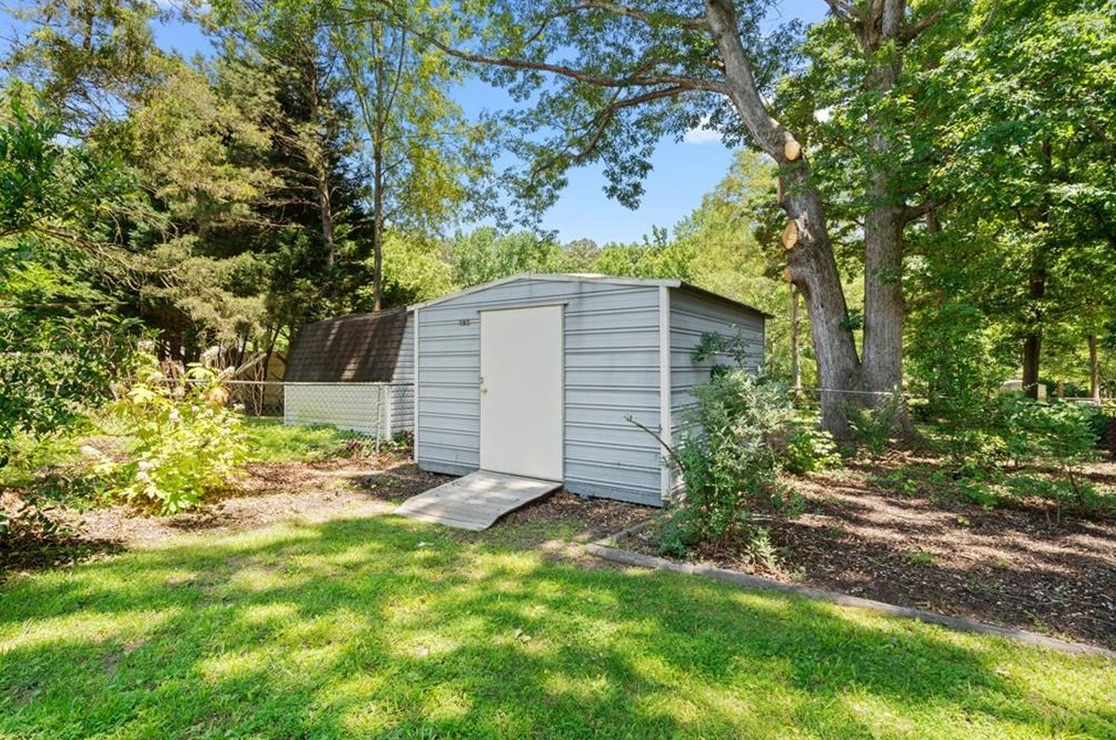 2514 Springdale Dr, Lithonia GA 30078-3763 exterior