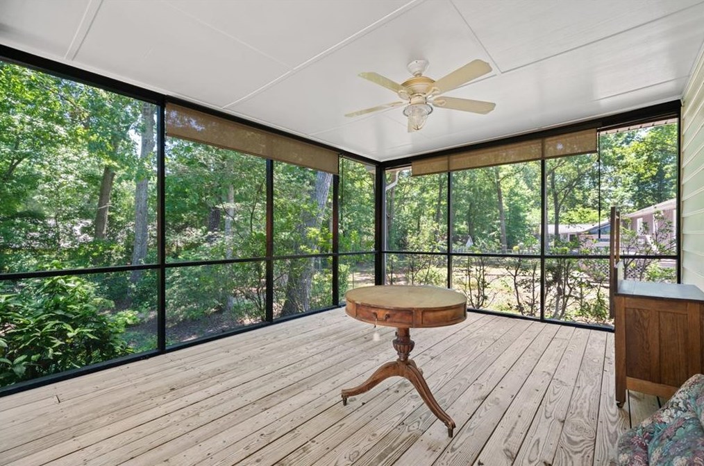 2514 Springdale Dr, Lithonia GA 30078-3763 exterior