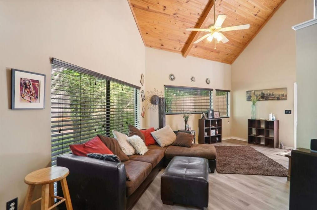 2493 Terrace Trl, Decatur GA  30035-3513 exterior