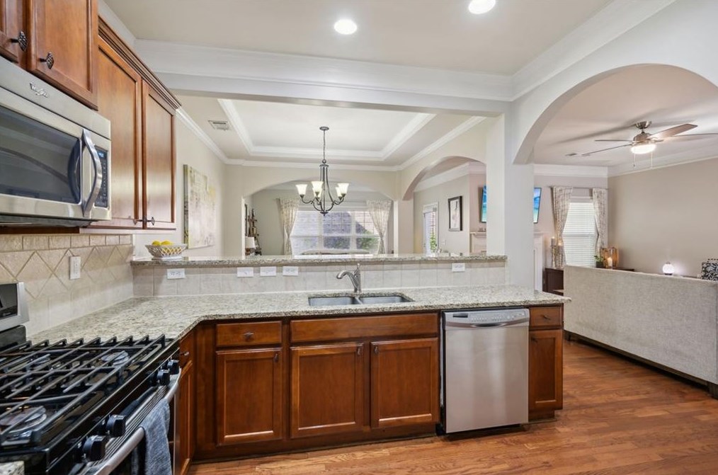11057 Grey Owl Rd, Alpharetta GA  30022-2470 exterior