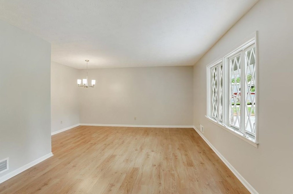 3016 Sumac Dr, Atlanta GA  30360-1525 exterior
