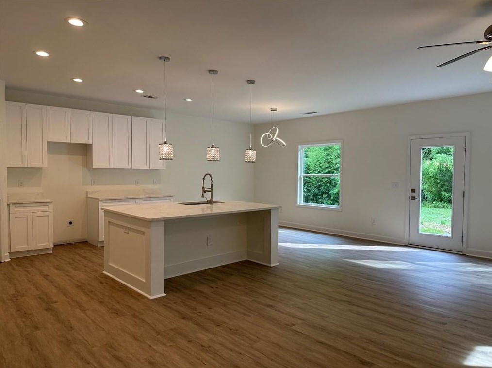 2281 Spg Rd, Gainesville GA 30504-4046 exterior