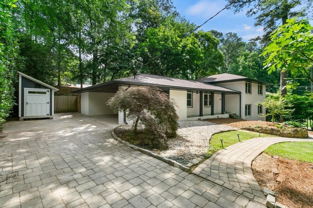 2527 Foster Rdg Ct, Atlanta GA  30345-2011 exterior