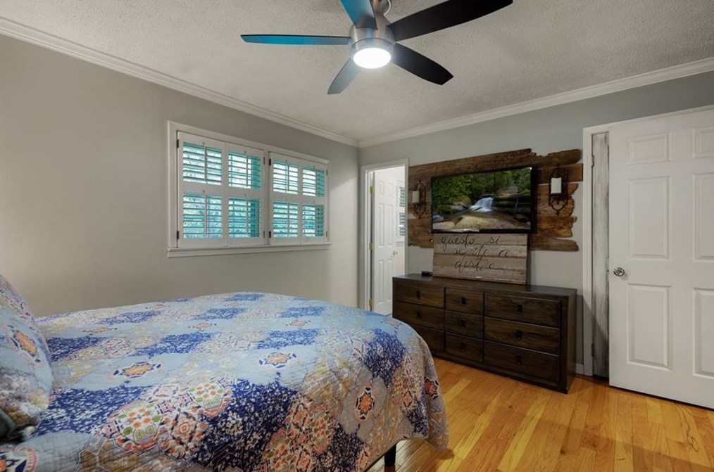 105 Stone Hvn Dr, Calhoun GA 30701-2053 exterior