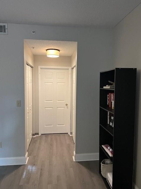 1075 Peachtree Walk, Atlanta GA  30309-4404 exterior