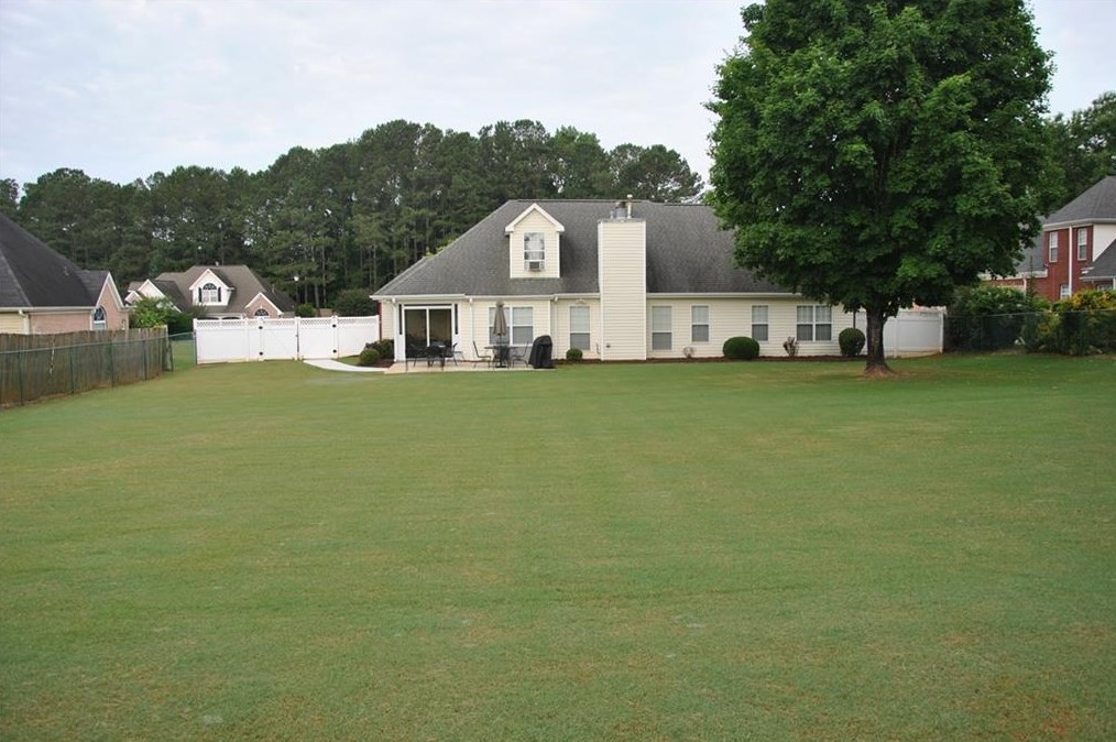 115 Shadowlake Dr, Conyers GA  30094-4127 exterior